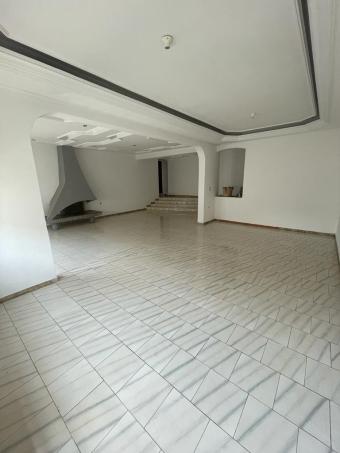 Appartement  3 pièces 143 m² - Photo 0