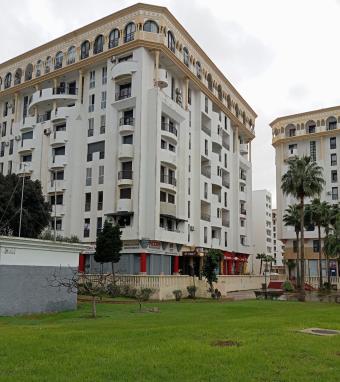 شقة (برطما)  4 غرف 180 م² - Photo 0