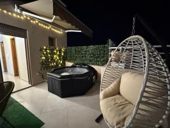 Apartment   65 m² - Photo 0