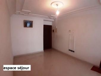 شقة (برطما)  5 غرف 90 م² - Photo 0