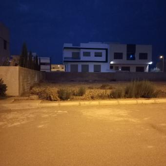 أراضي   366 م² - Photo 0
