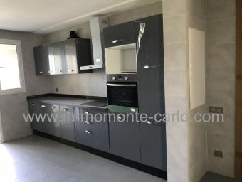 شقة (برطما)  3 غرف 201 م² - Photo 0