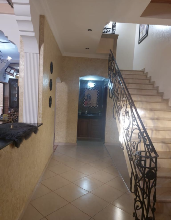 House  8 pieces 356 m² - Photo 0
