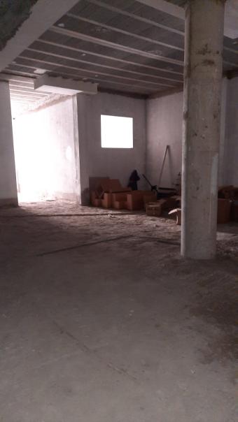 Local commercial   140 m² - Photo 0