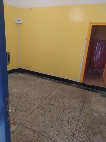 Local commercial   24 m² - Photo 0