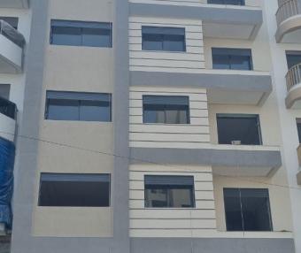 شقة (برطما)  5 غرف 96 م² - Photo 0