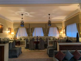 فيلا مؤثث 9 غرف 2000 م² - Photo 0